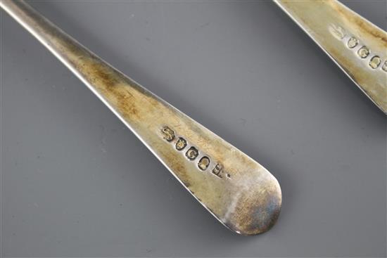 A pair of George III Old English pattern berry spoons, by Eley & Fearn, London, 1802, 22.2cm, 3.5oz.